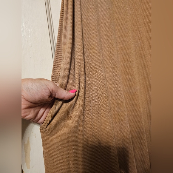 Time and Tru Mustard Top - Picture 5 of 7